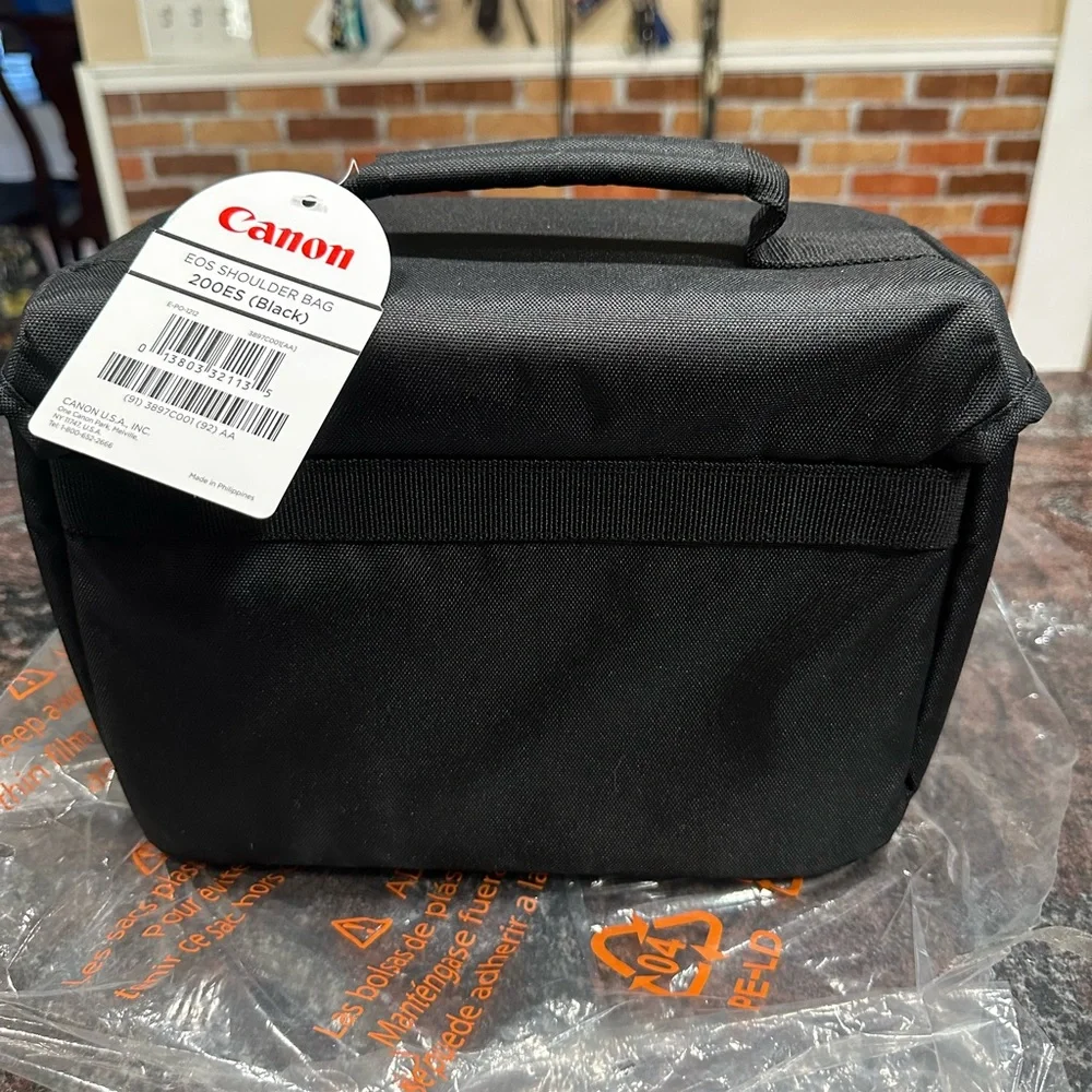 NWT Canon EOS Shoulder Bag 200ES